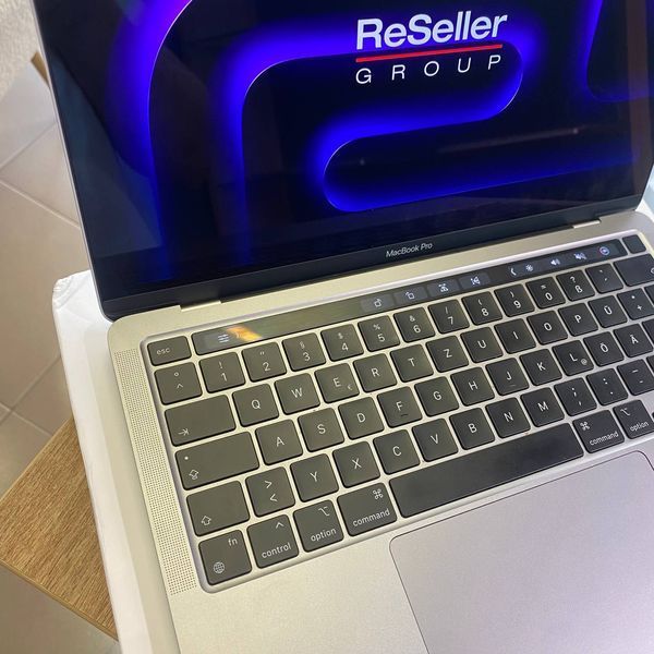 Apple MacBook Pro 13" M2 8/256 Space Gray (MNEH3) 2022 (112 циклів) MNEH3 (112 циклів) фото