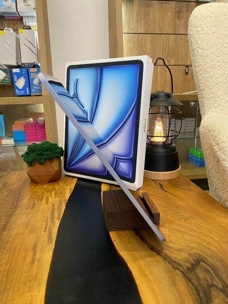 Apple iPad Air 13" Wi-Fi 256GB Blue (MV2F3) 2024 (3 цикли) (MV2F3) (3 цикли) фото